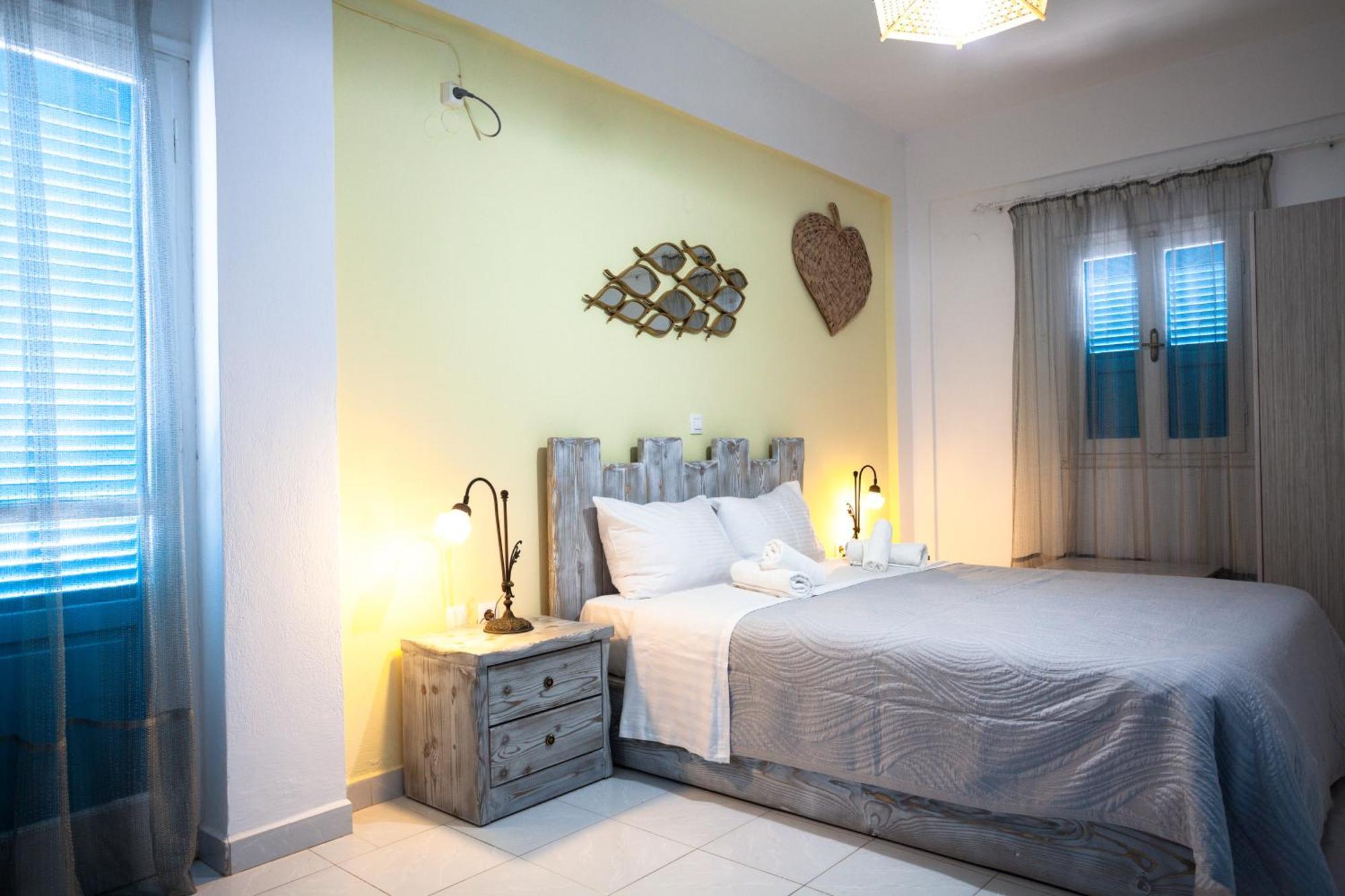Stella Rooms Vlychada Стая снимка
